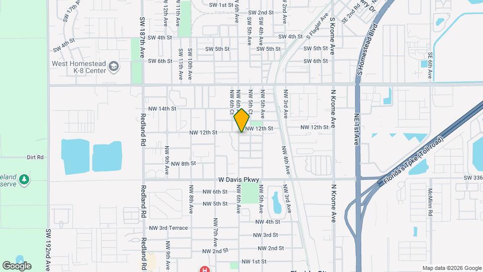 585 NW 11th St Map and Location Details