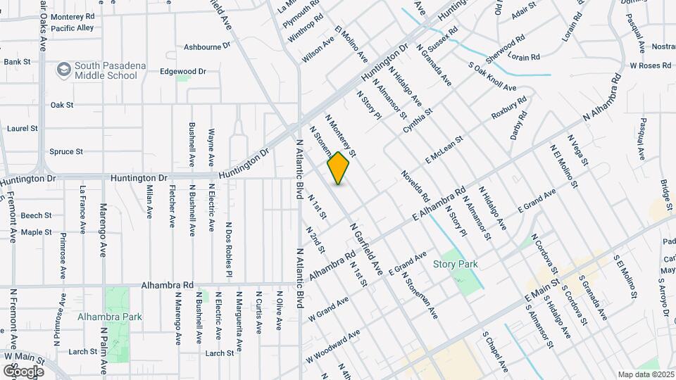 902 N Garfield Ave Map and Location Details