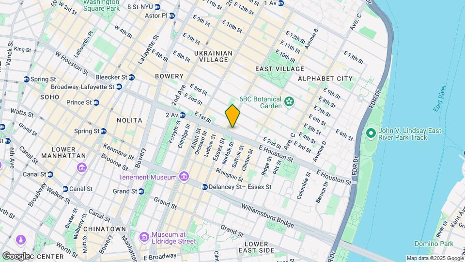 244 E. Houston Mapa y Detalles de la Ubicación