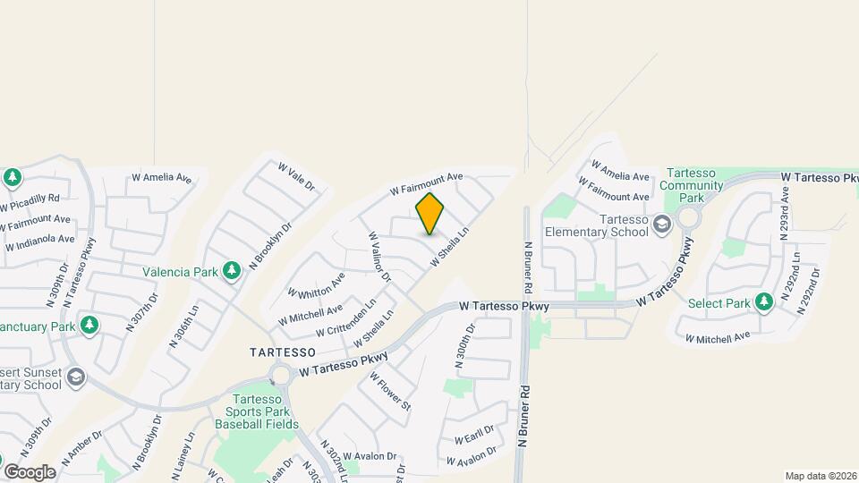 30094 W Clarendon Ave Map and Location Details