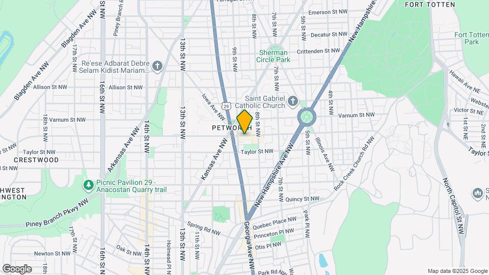 826 Upshur St NW Mapa y Detalles de la Ubicación