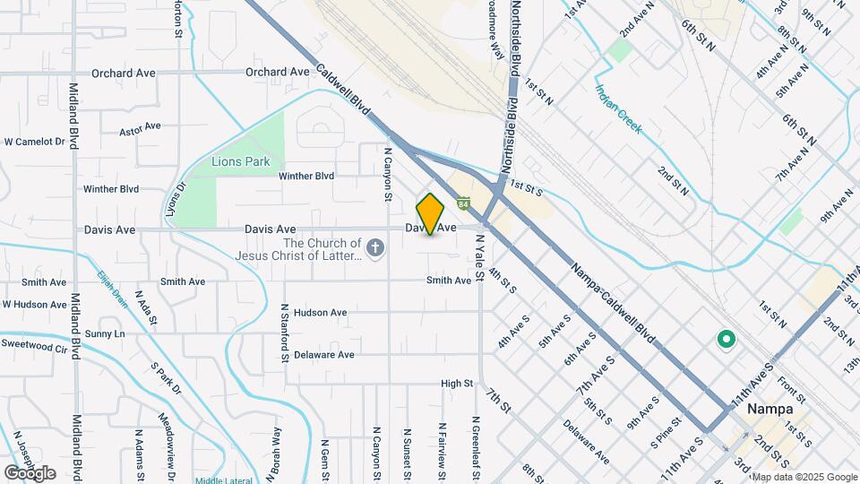 123 Davis Ave Map and Location Details