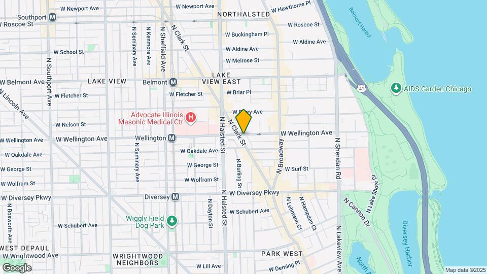 2953 N Clark St Map and Location Details
