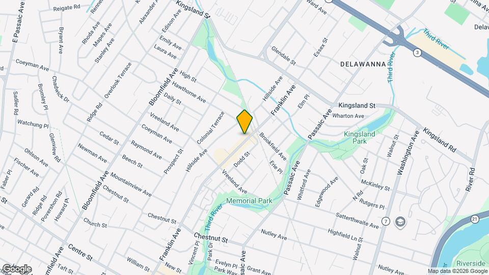 551 Franklin Ave Map and Location Details