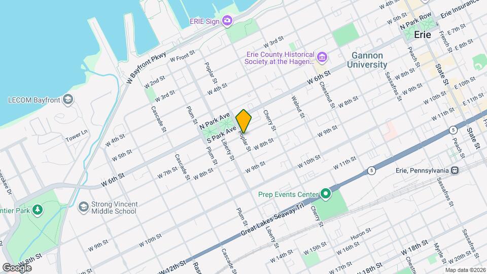 663 W 7th St, Unit Upstairs Map and Location Details