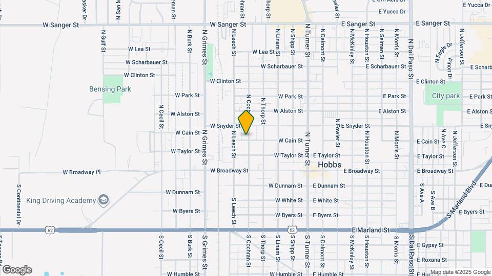 301 N Cochran St Map and Location Details