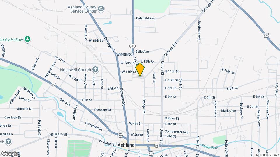 15 W 10th St Map and Location Details