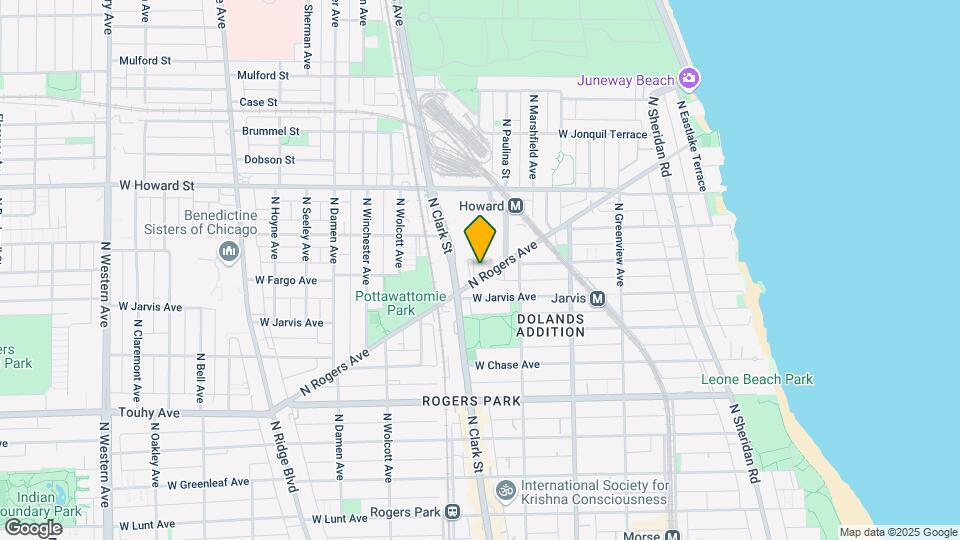 7428 N Rogers Ave Map and Location Details