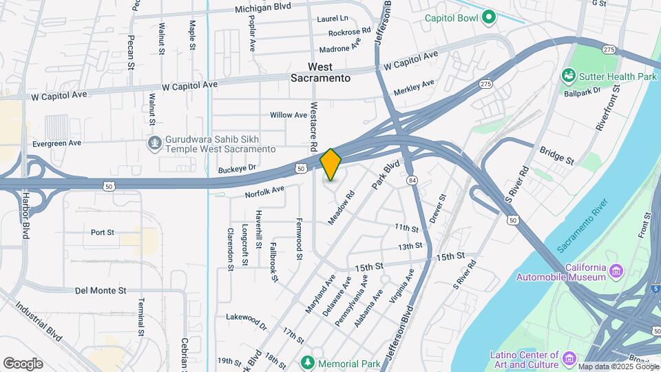 704 11th St Map and Location Details