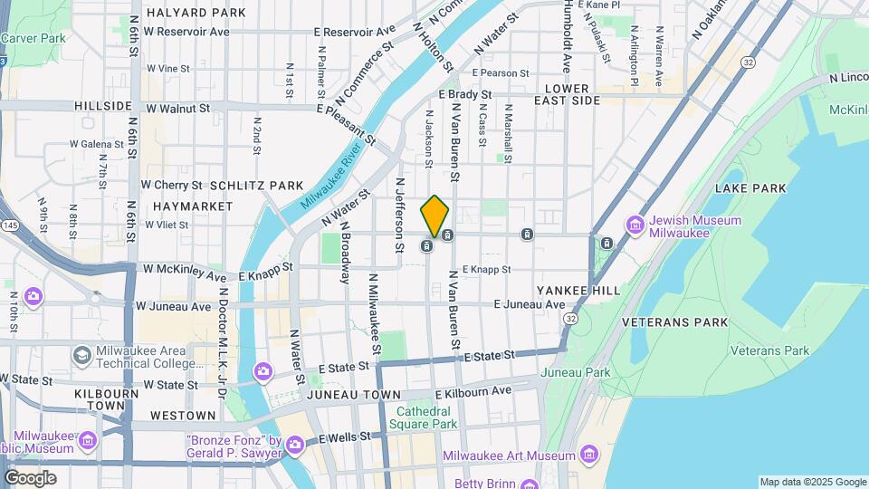 601 E Ogden Ave, Unit 605 Map and Location Details