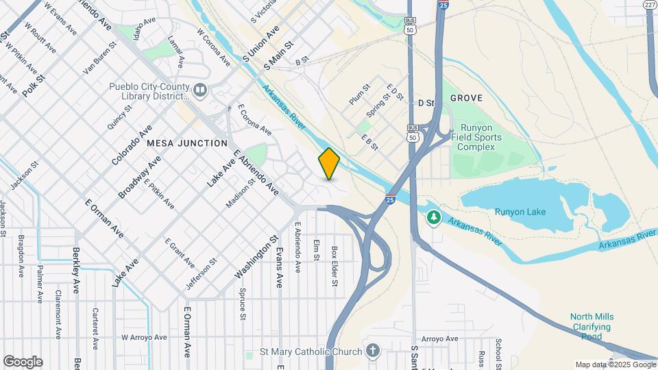 700 Bellevue Pl Map and Location Details