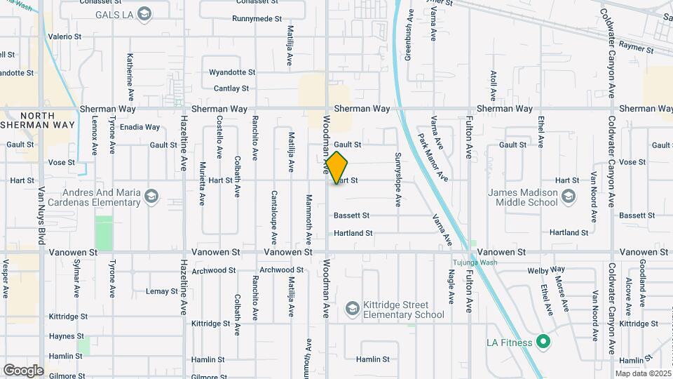 6954 Woodman Ave, Unit 19 Map and Location Details