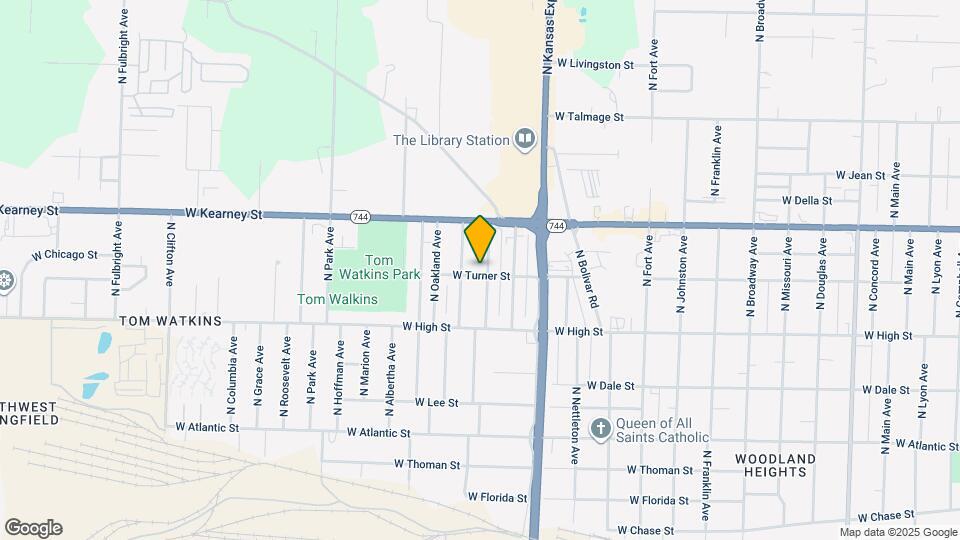 2301 N Lexington Ave Map and Location Details