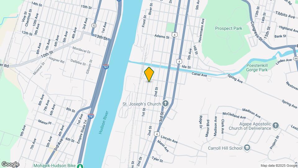 318 1st St Map and Location Details