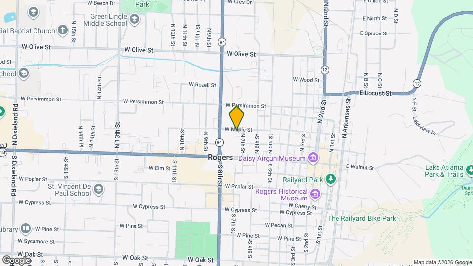 718 W Maple St Map and Location Details