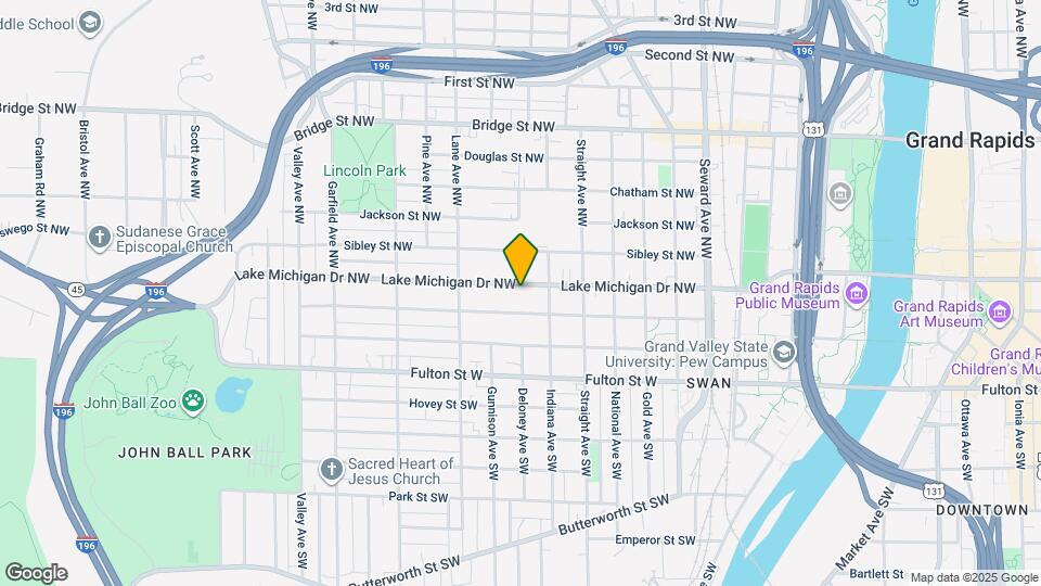 860 Lake Michigan Dr NW Map and Location Details