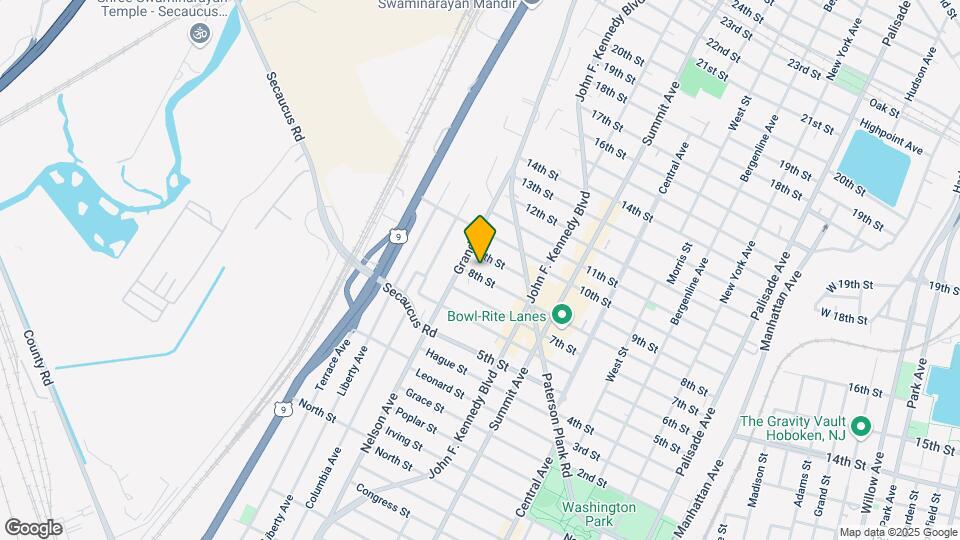 1402 8th St Map and Location Details