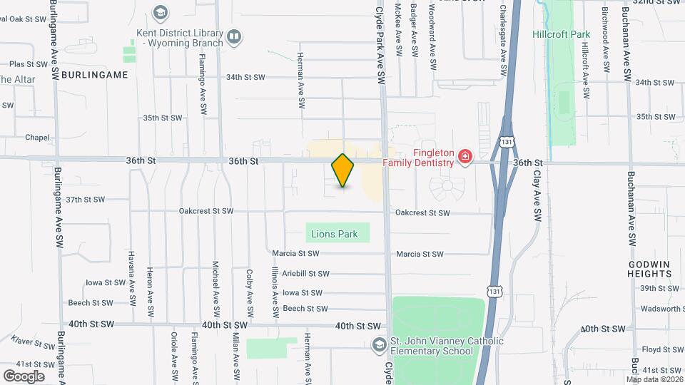 Pine Oak Village Apartments Mapa y Detalles de la Ubicación