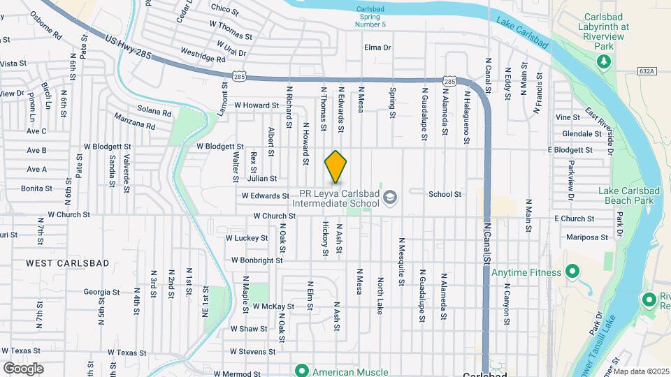 807 N Edwards St Map and Location Details