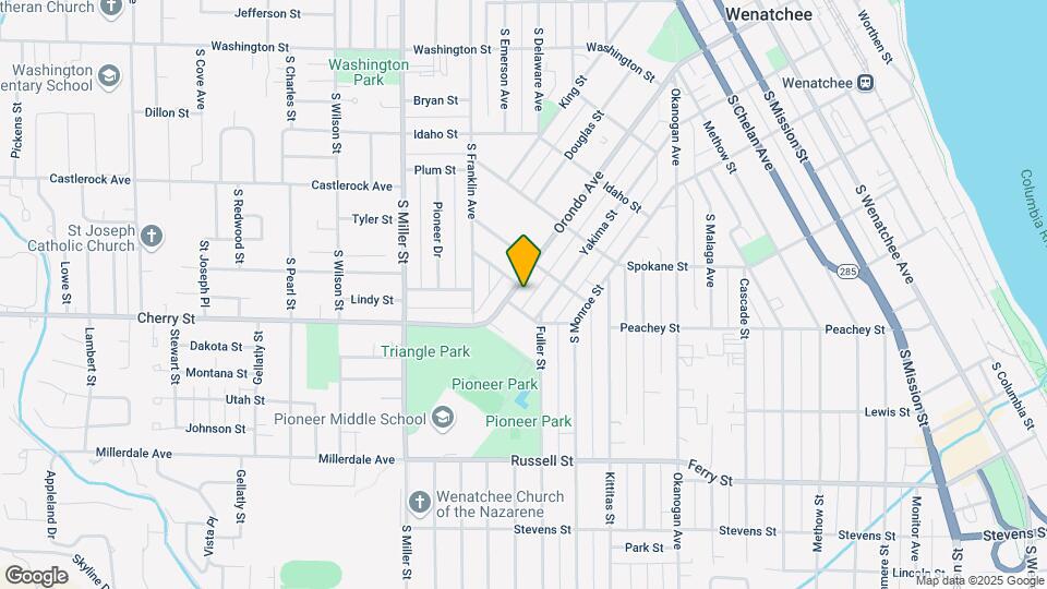 823 Orondo Ave, Unit B Map and Location Details