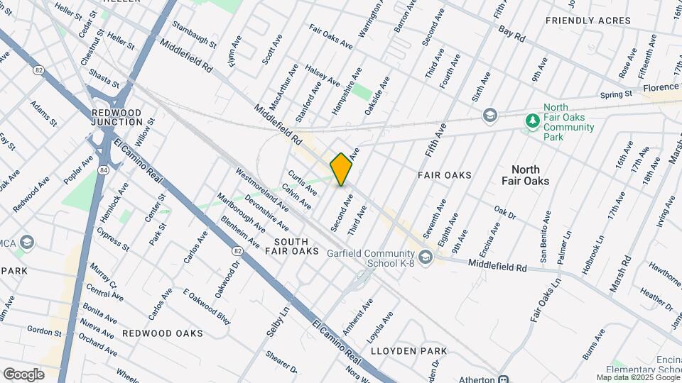 372 1st Ave Mapa y Detalles de la Ubicación