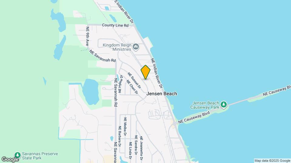 4203 NE Skyline Dr Map and Location Details