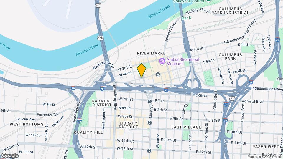 113 W 5th St, Unit 305 Map and Location Details