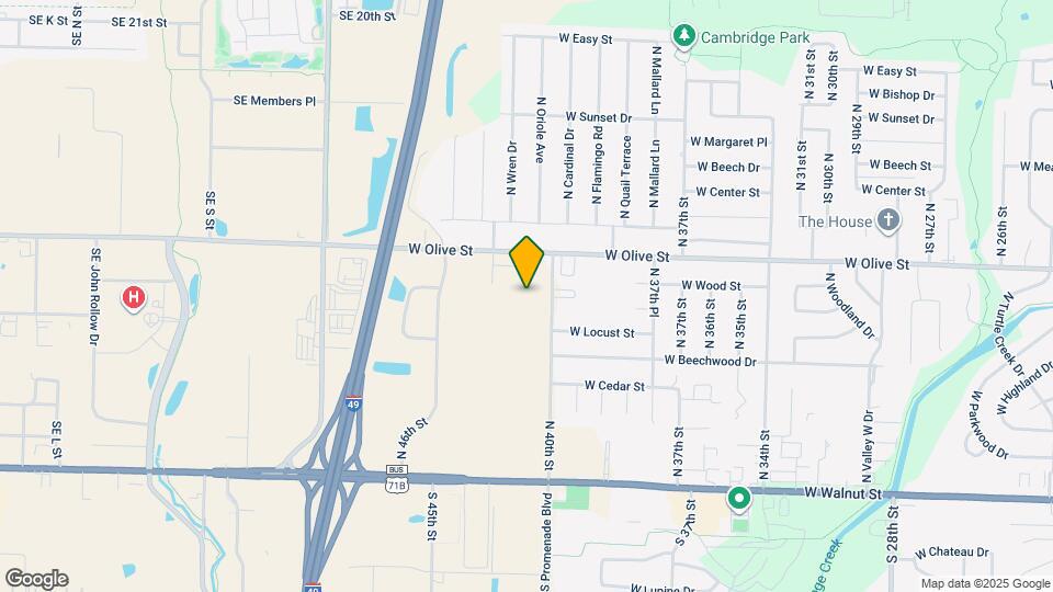 704 N 40th St Map and Location Details