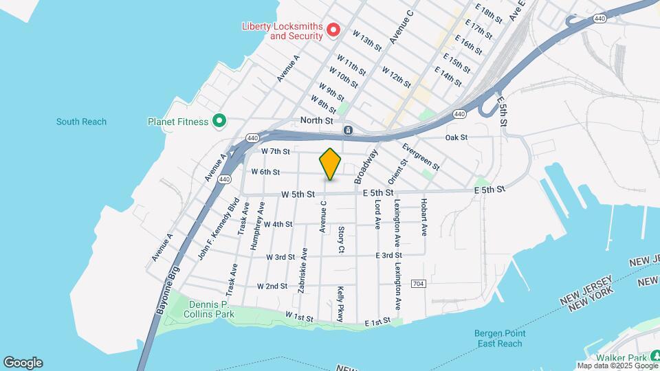 162 Avenue C Mapa y Detalles de la Ubicación