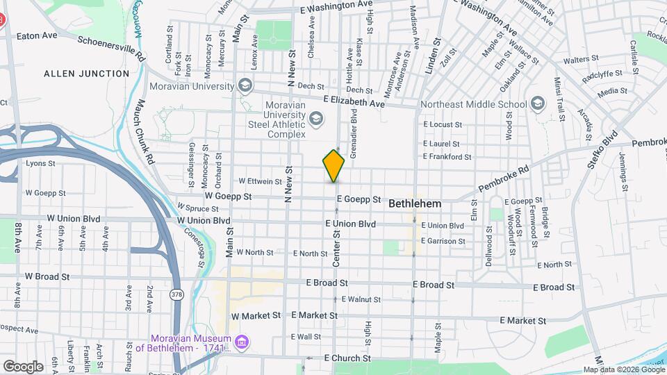 917 Center St Map and Location Details