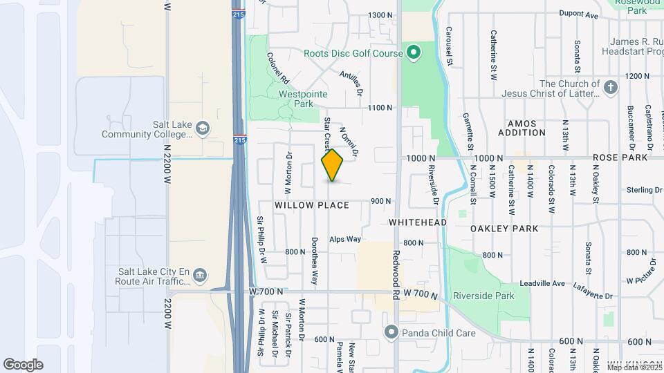 924 Starcrest Dr Map and Location Details