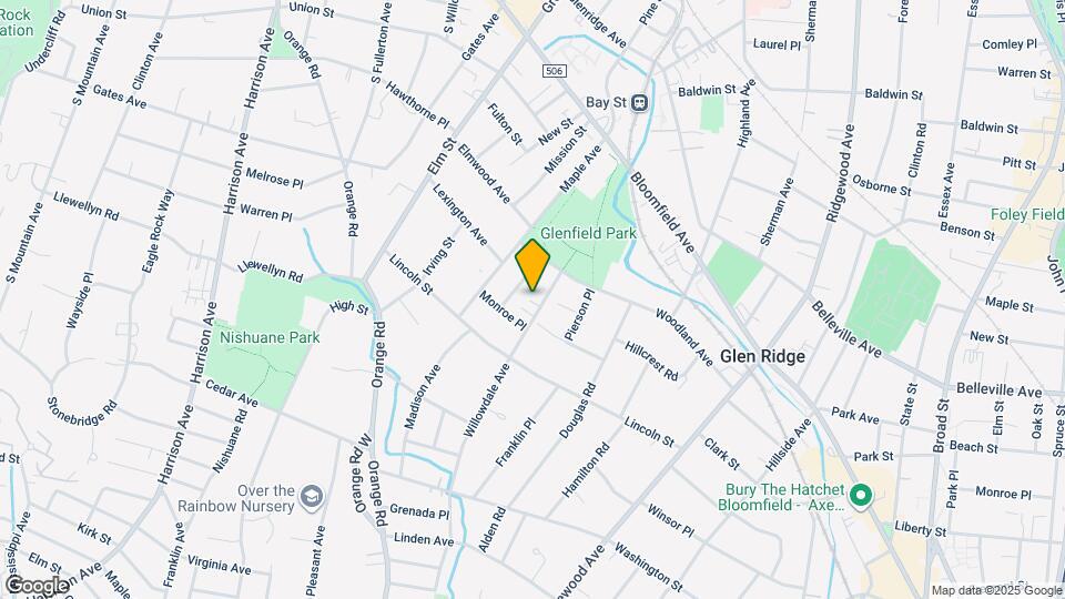 28 Willowdale Ave Map and Location Details