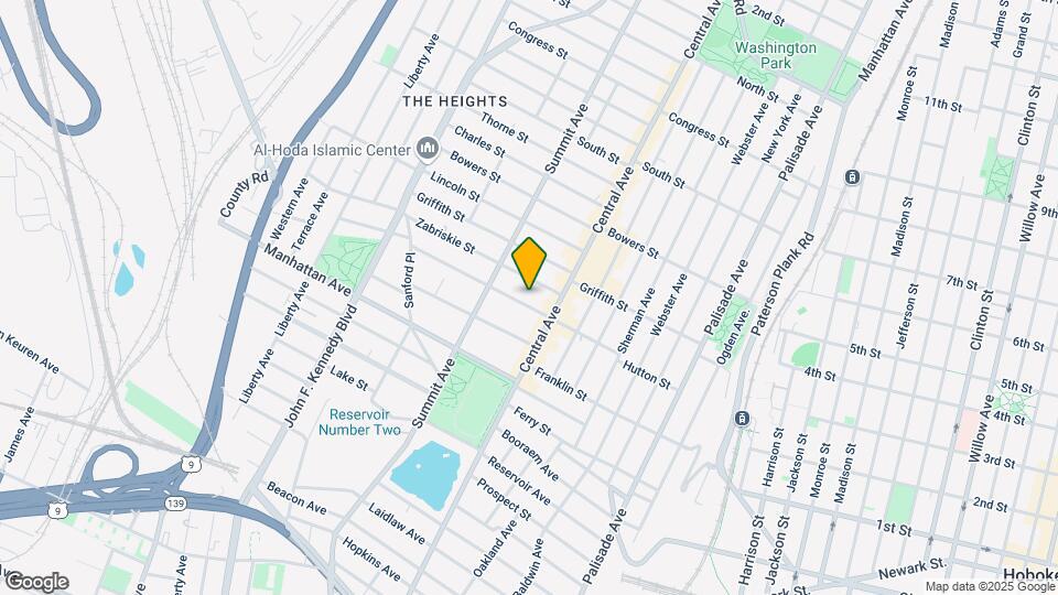 122 Hutton St-Unit -1 Map and Location Details