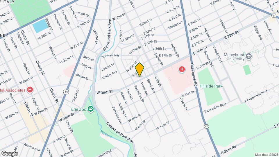 126 W 38th St Map and Location Details