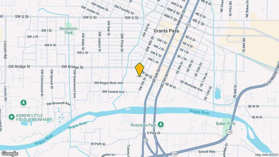 210 SW Rogue River Ave Mapa y Detalles de la Ubicación