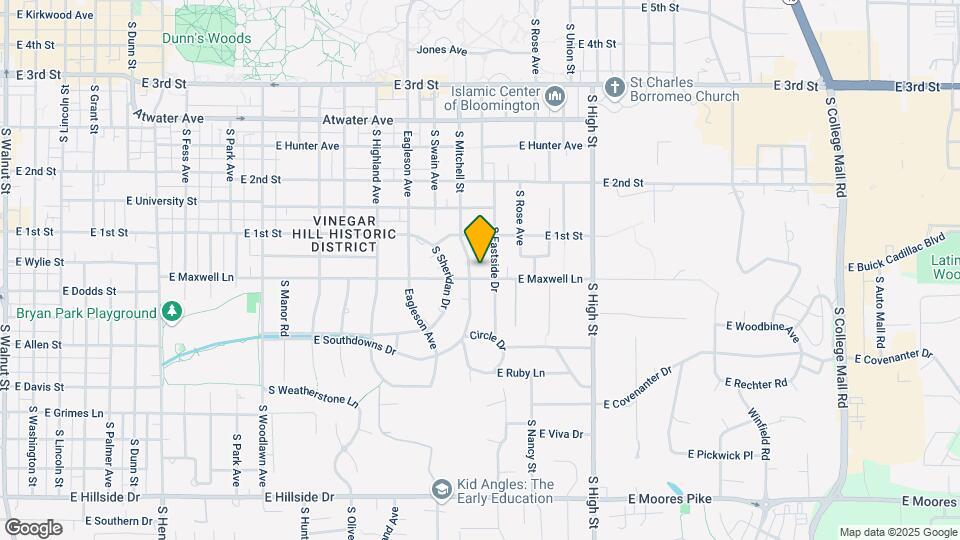 1517 E Maxwell Ln Map and Location Details