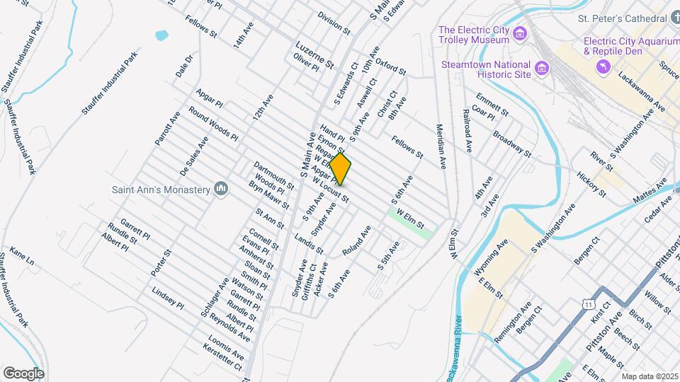804 W Locust St Map and Location Details