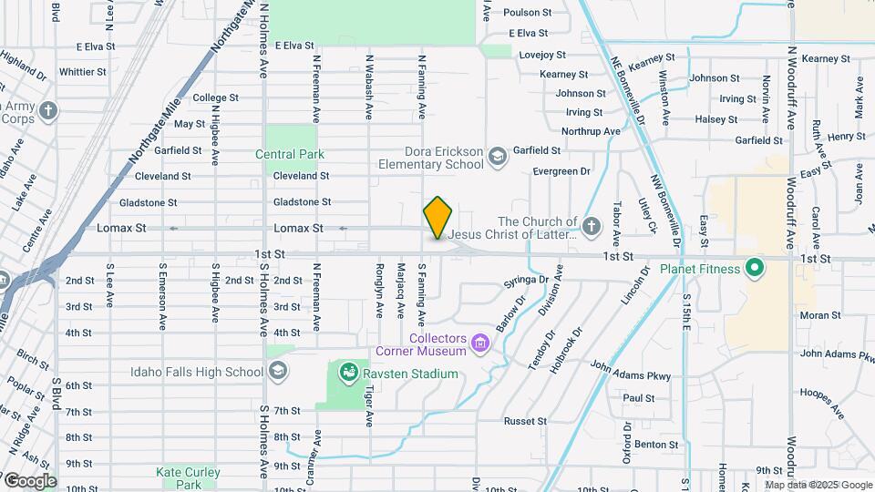 871 1st St Map and Location Details