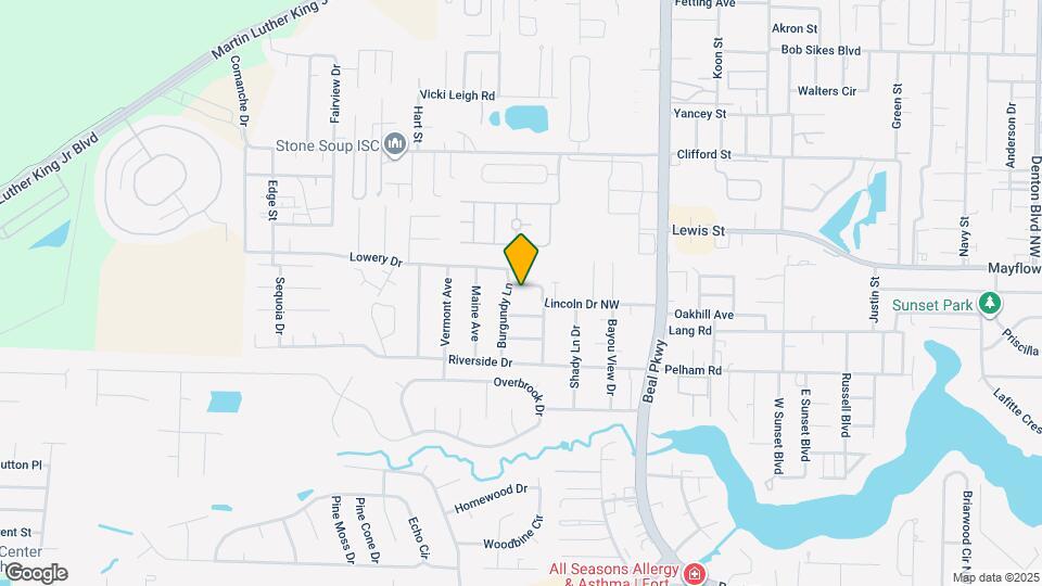 223 Lincoln Dr NW Map and Location Details