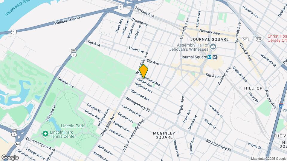 132 Dekalb Ave, Unit 2 Map and Location Details