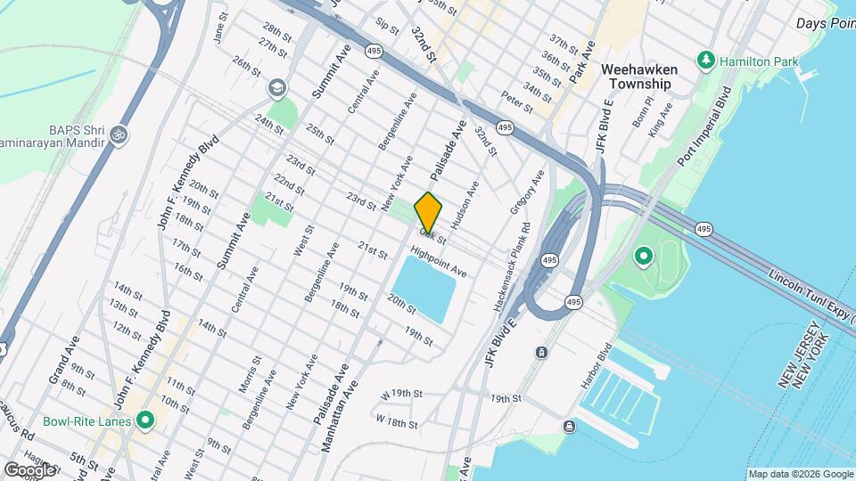217 Oak St Map and Location Details