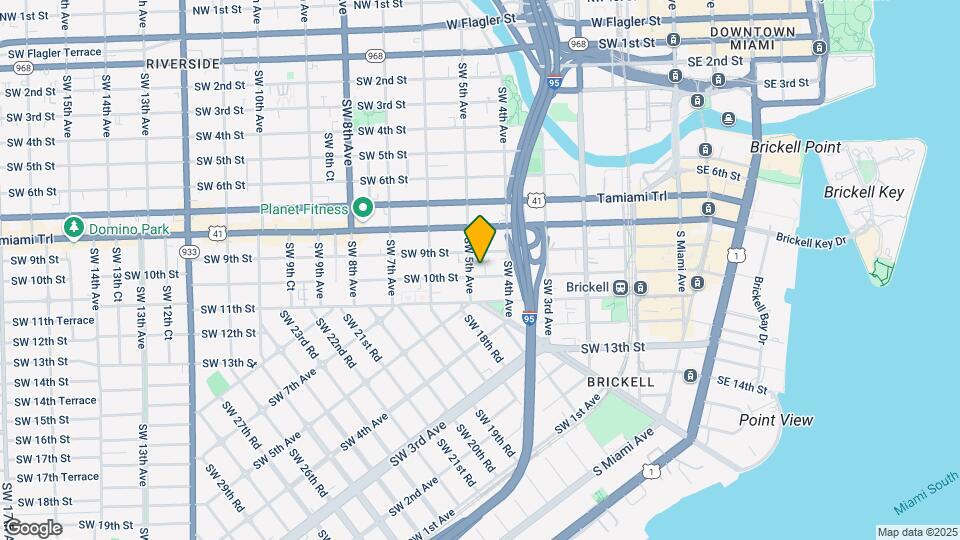 471 SW 10th St Map and Location Details