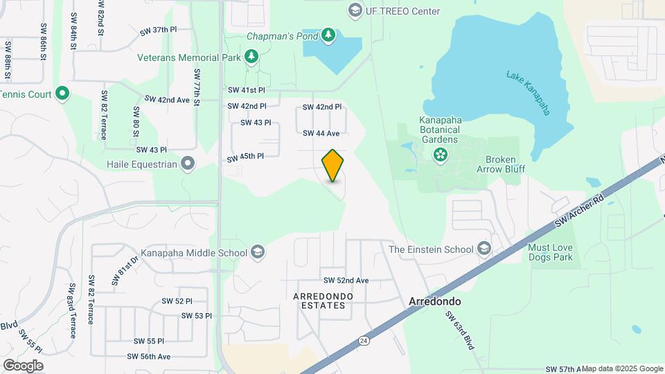 4717 SW 69th Ter Map and Location Details