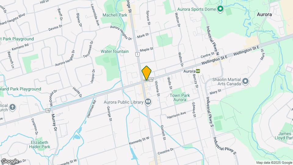 9 Wellington St E Map and Location Details