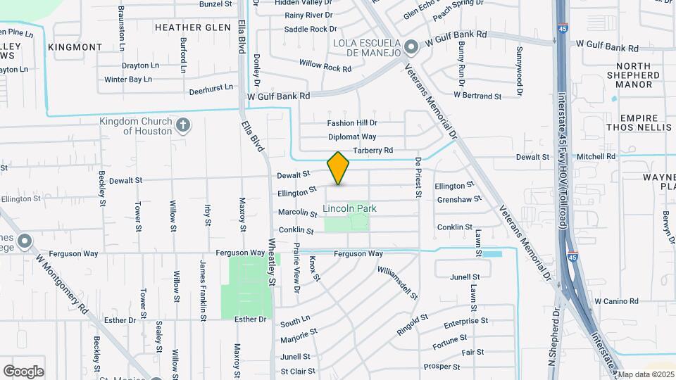 1015 Ellington St Map and Location Details