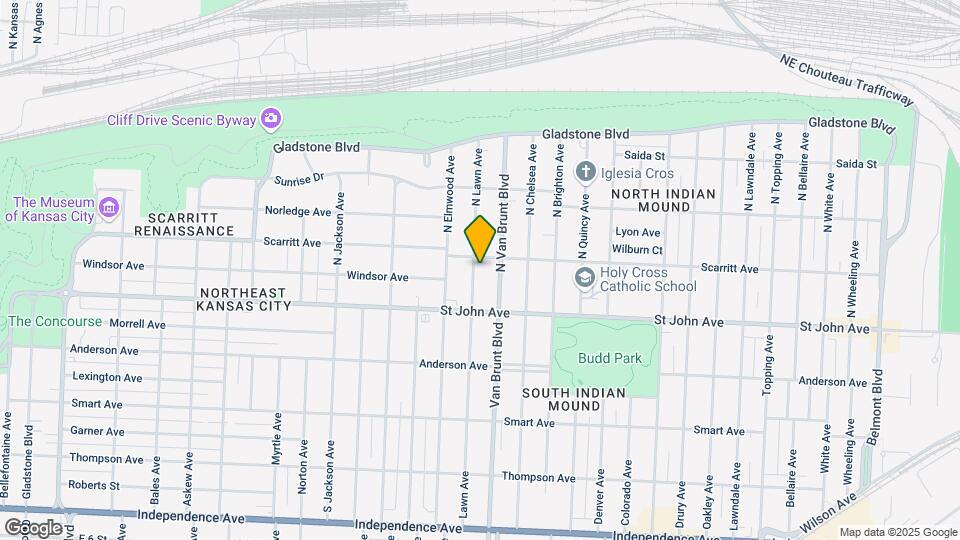 131-133 N Lawn Ave Mapa y Detalles de la Ubicación