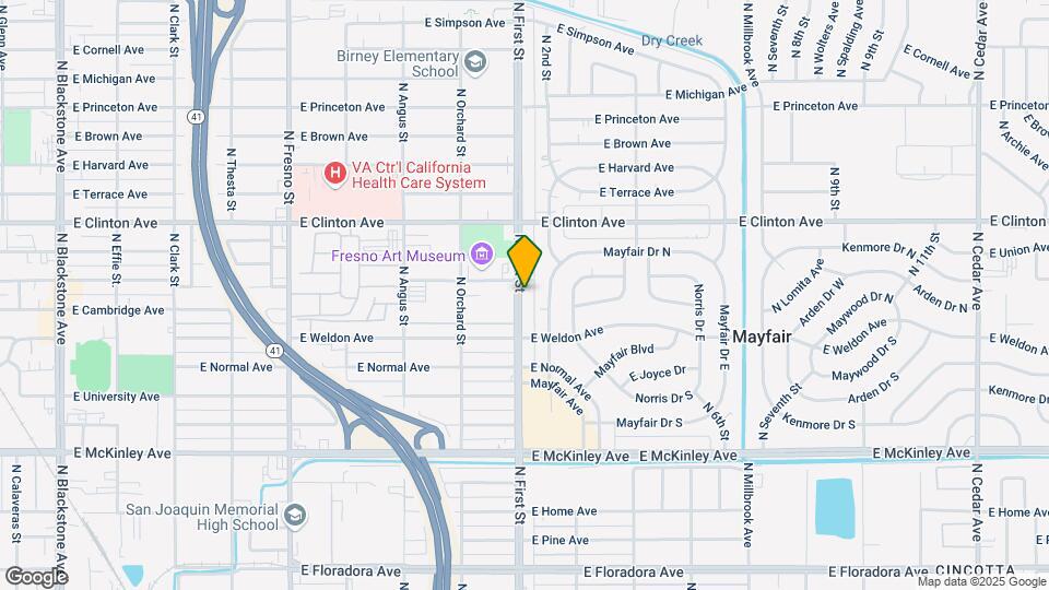 2132 N First St Mapa y Detalles de la Ubicación