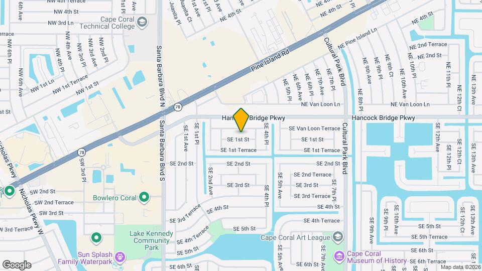 301 SE 1st St Map and Location Details