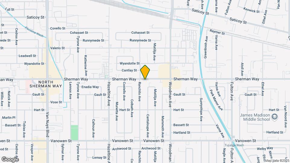 13846 Sherman Way Mapa y Detalles de la Ubicación