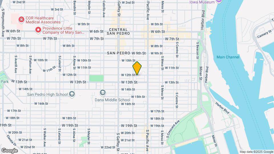 579 W 12th St Map and Location Details